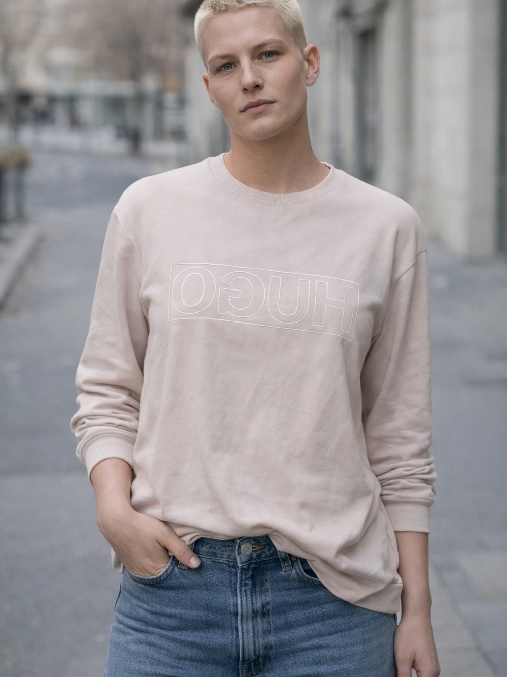 HUGO〰️Pale Blush Unisex BACKWARDS WHITE LOGO Crewneck Lighweight Sweatshirt SzXL